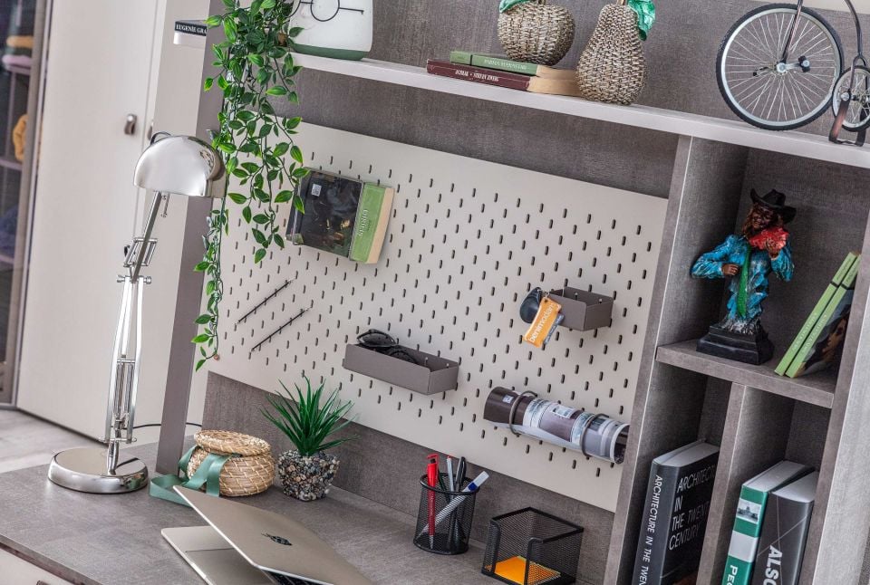 Aura Çalışma Masası ve Ünite