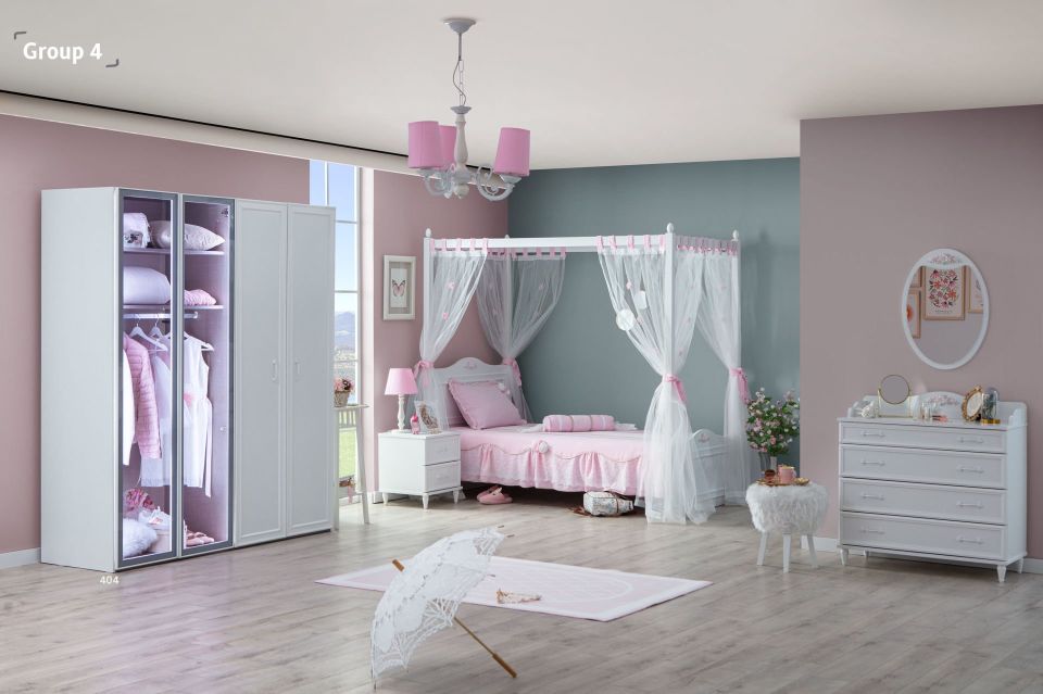 Isabella Genç Odası Group 4